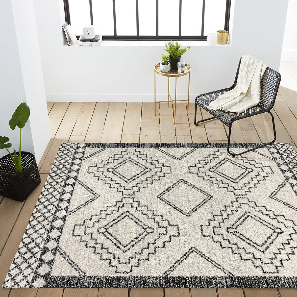 Cream Black Beni Souk Moroccan Rug
