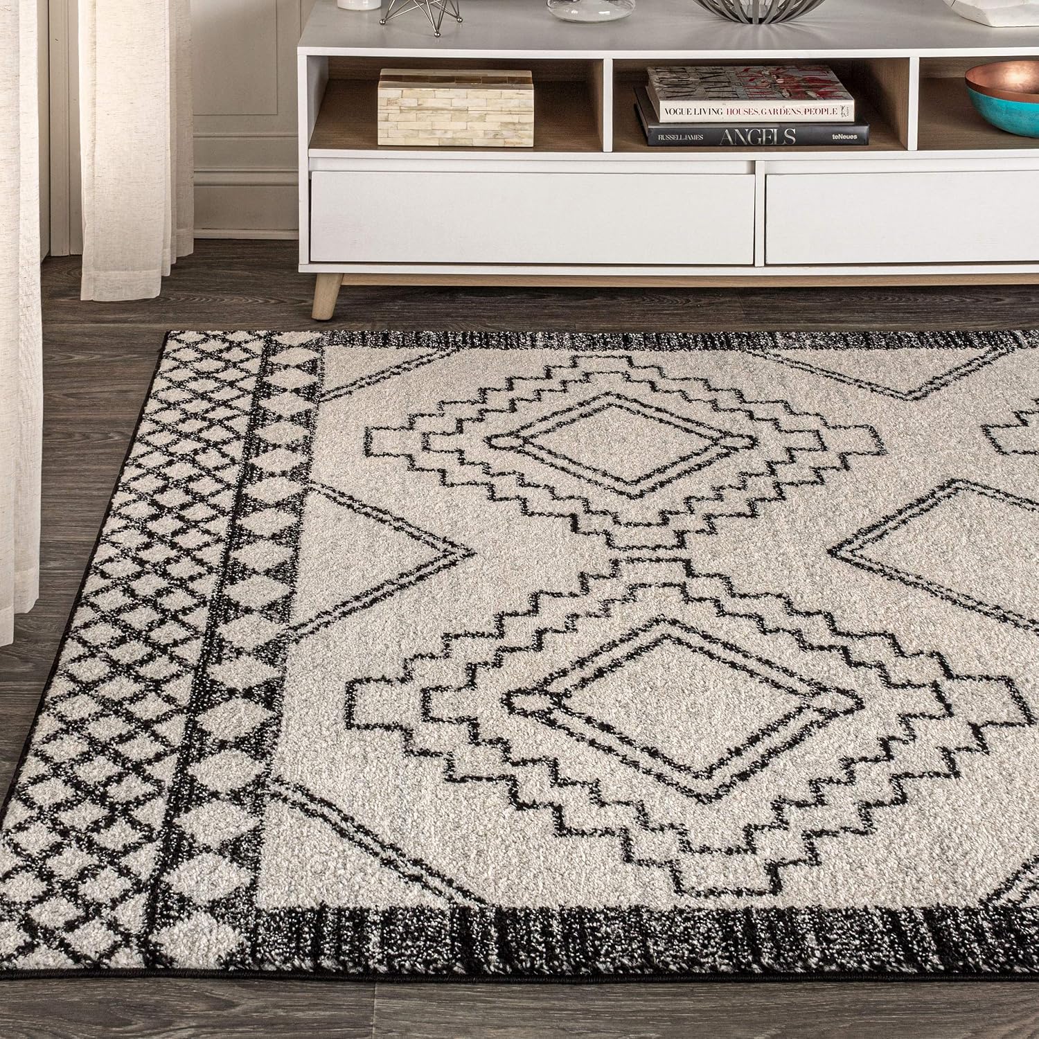 Cream Black Beni Souk Moroccan Rug
