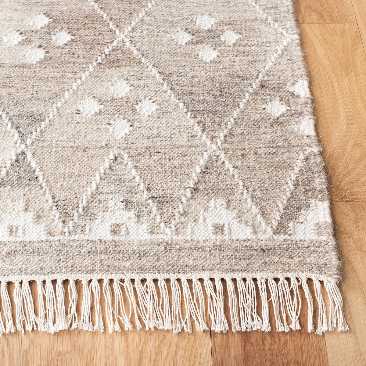 Ivory Handmade Boho Tribal Kilim Rug